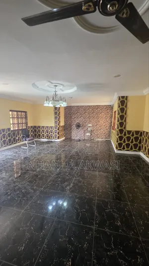 3bdrm Apartment in Spintex, Sakumono for rent