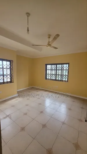 3bdrm Apartment in Spintex, Sakumono for rent