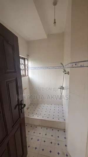 3bdrm Apartment in Spintex, Sakumono for rent