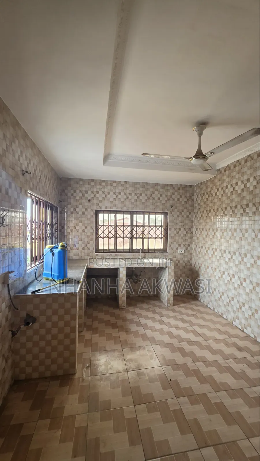 3bdrm Apartment in Spintex, Sakumono for rent