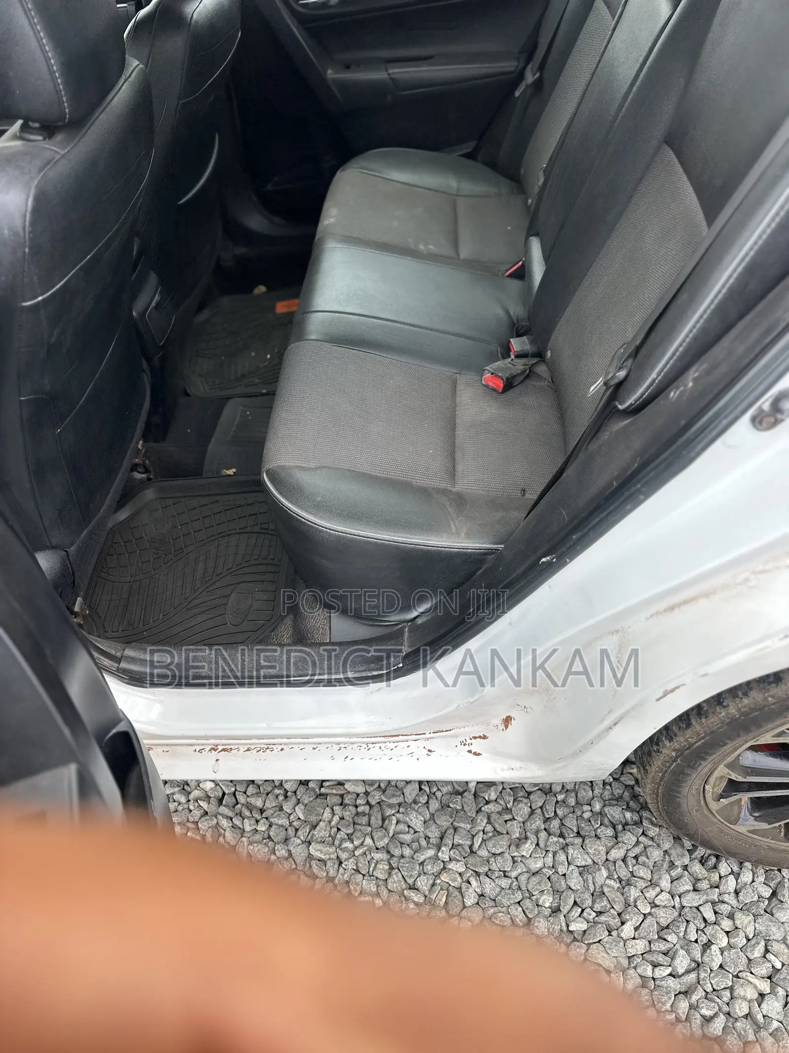 Toyota Corolla S 4dr Sedan (1.8L 4cyl CVT) 2015 White