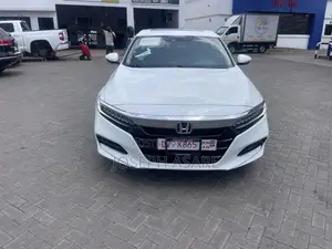 Honda Accord Touring 2.0T 2018 White