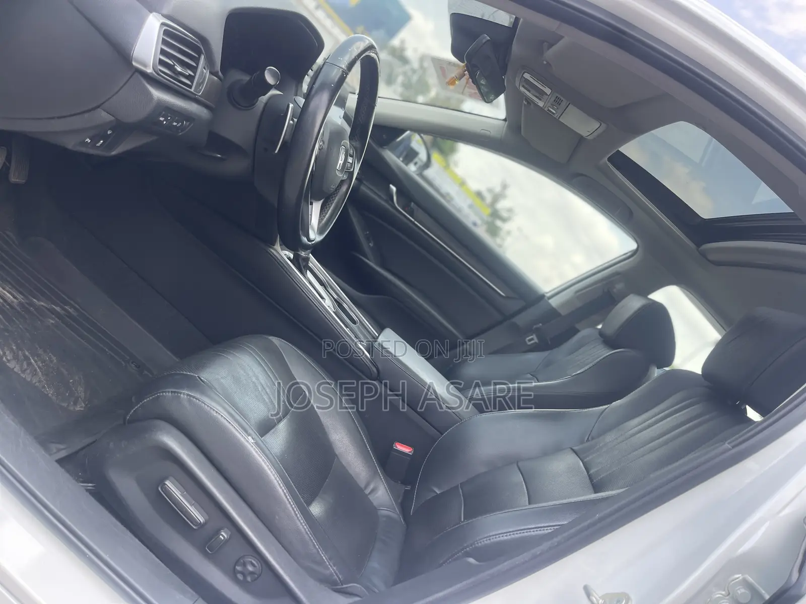 Honda Accord Touring 2.0T 2018 White