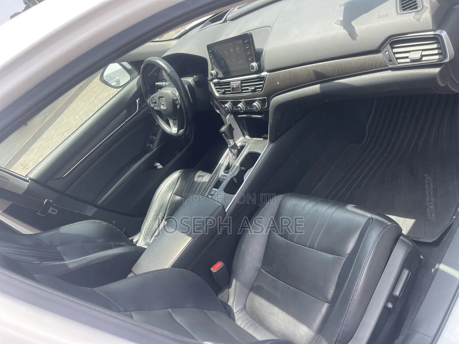 Honda Accord Touring 2.0T 2018 White