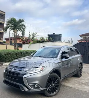 Mitsubishi Outlander 2020 Gray