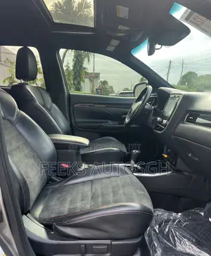 Mitsubishi Outlander 2020 Gray