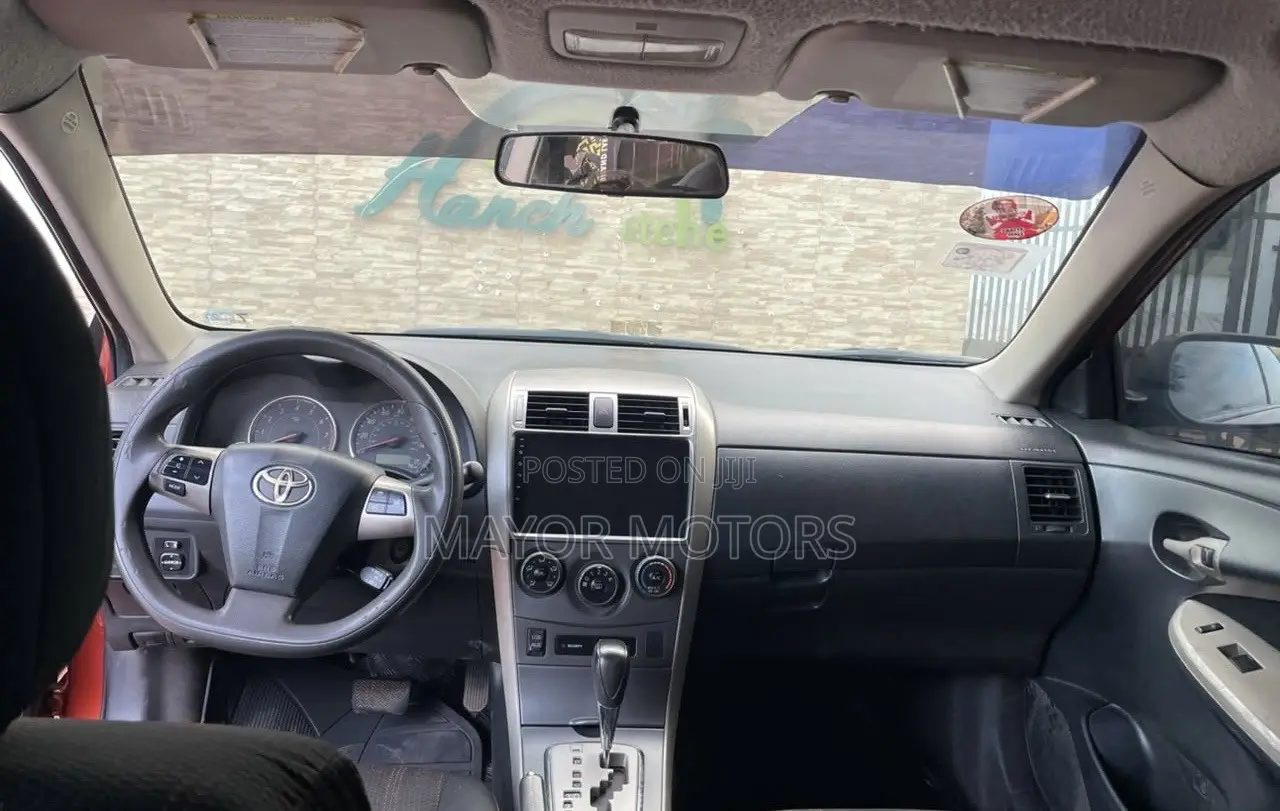 Toyota Corolla S 4dr Sedan (1.8L 4cyl 4A) 2013 Red