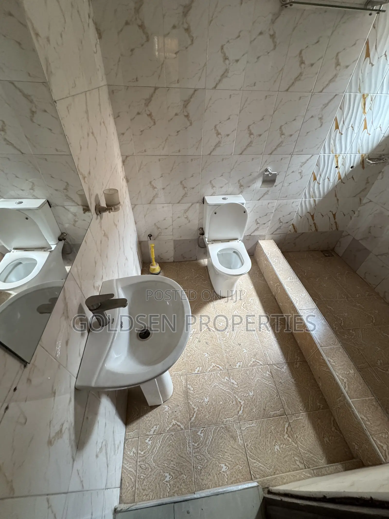 2bdrm House in Mile 7 for rent