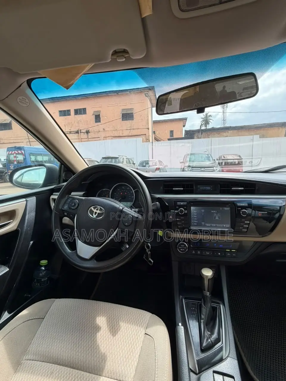 Toyota Corolla LE Plus 4dr Sedan (1.8L 4cyl CVT) 2015 Black