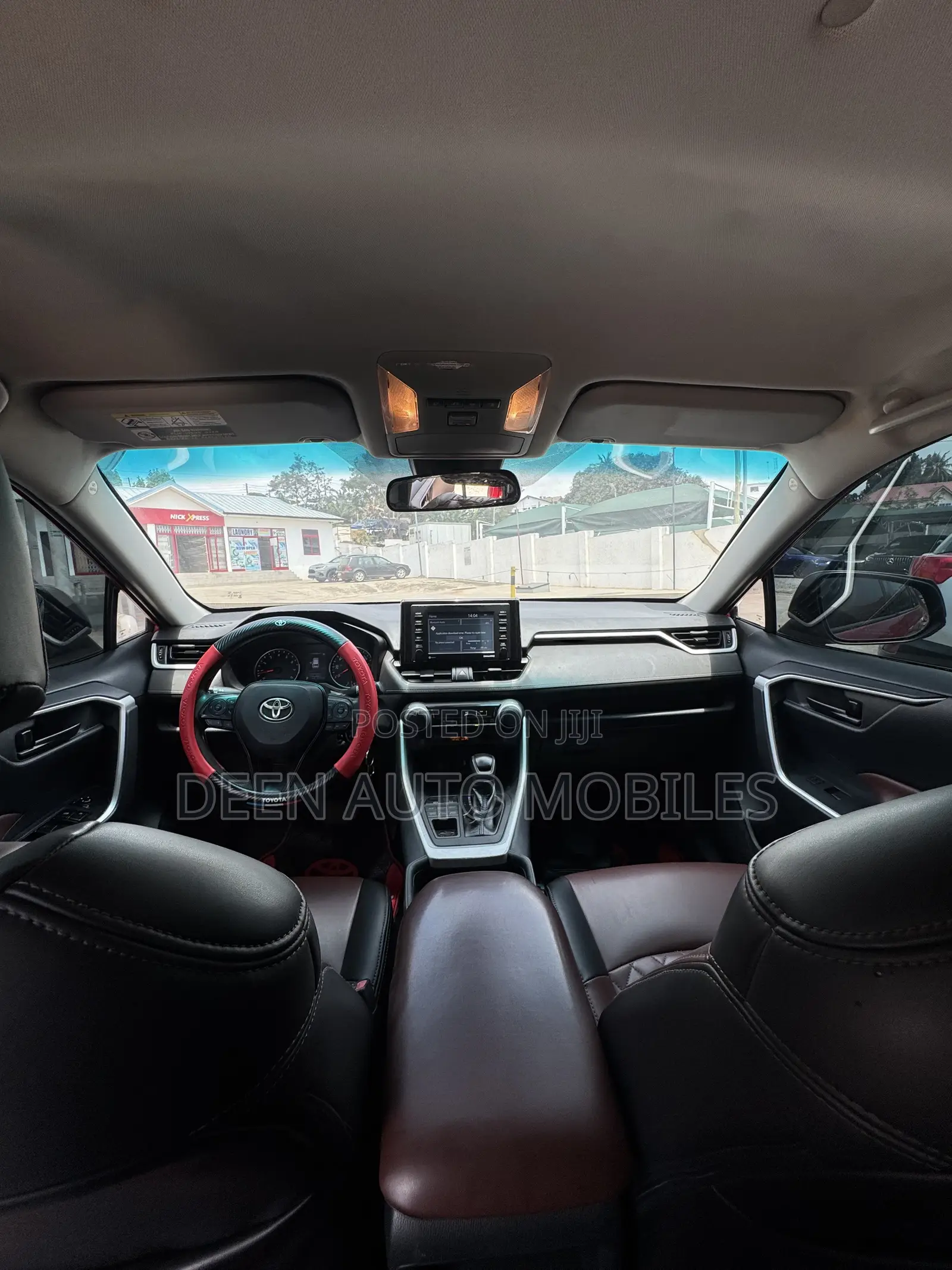 Toyota RAV4 LE AWD 2020 Red