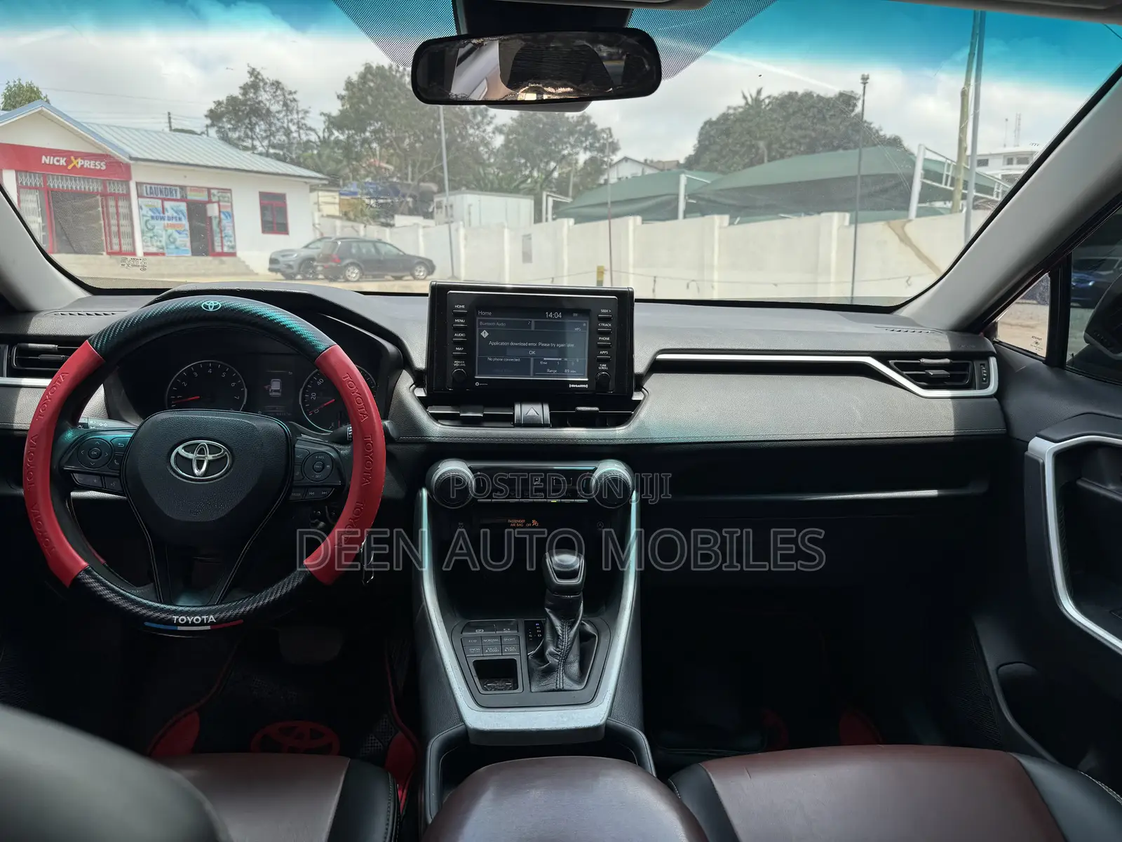 Toyota RAV4 LE AWD 2020 Red