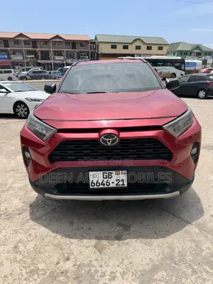 Toyota RAV4 LE AWD 2020 Red