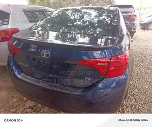 Toyota Corolla 2018 Blue