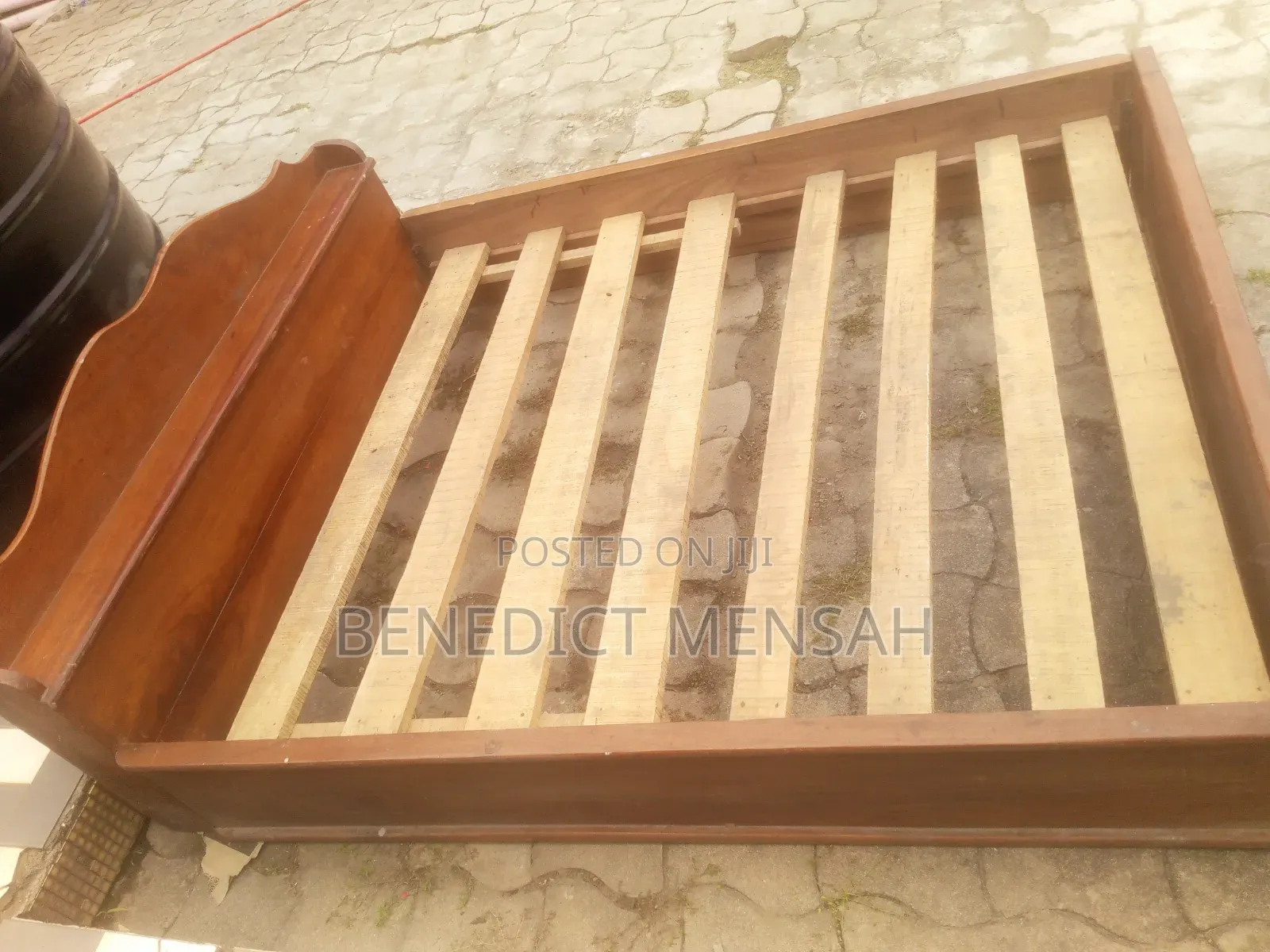Quality Wooden Queen Size Bed Frame for Sale