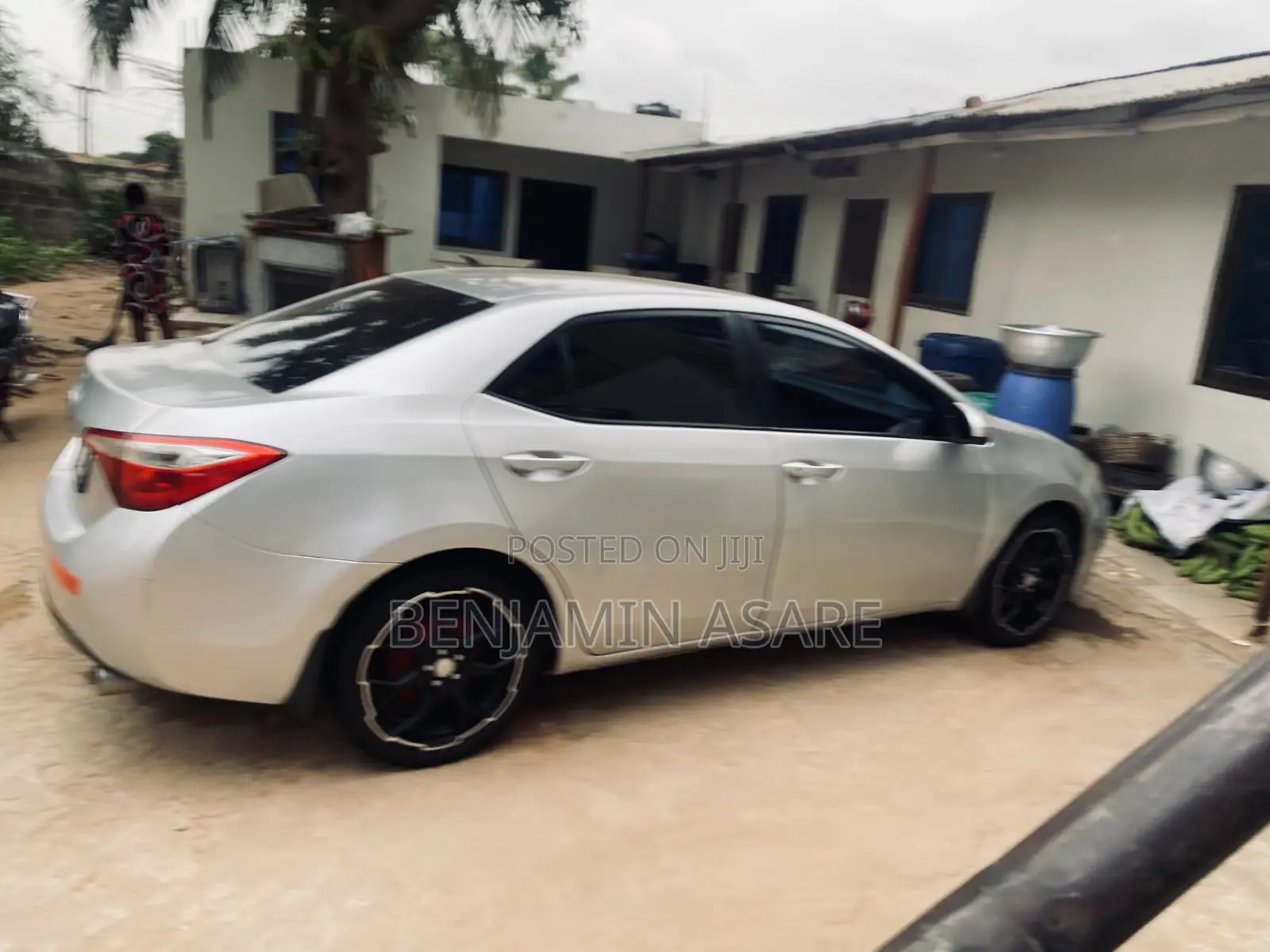Toyota Corolla LE 4dr Sedan (1.8L 4cyl CVT) 2016 Silver