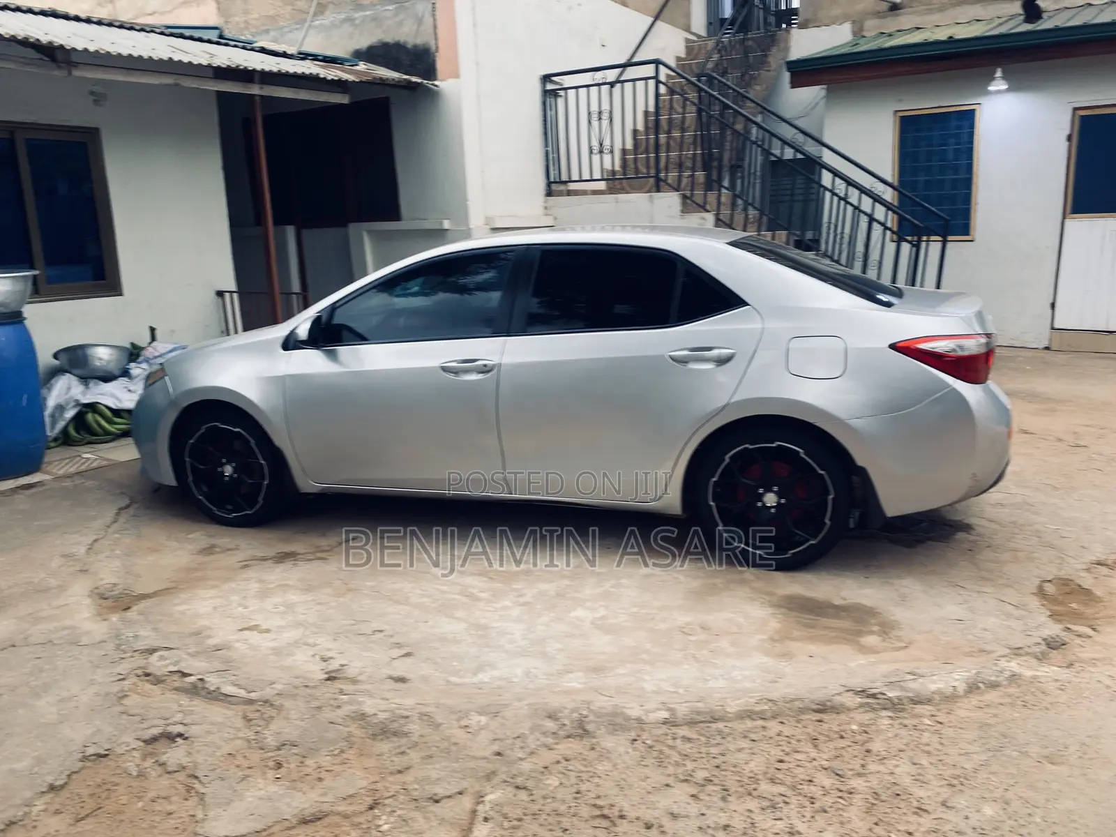 Toyota Corolla LE 4dr Sedan (1.8L 4cyl CVT) 2016 Silver