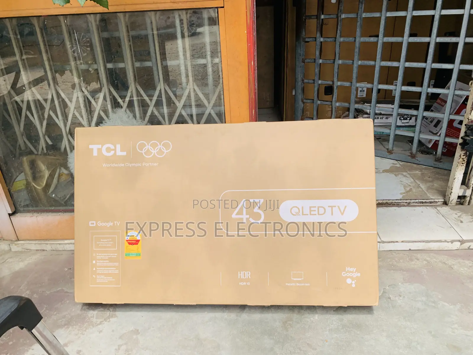 Zealous Sleek Black 43S5K TCL S5K QLED TV · QLED · FHD · HDR 10 Slim