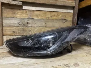 2014-2016 Hyundai Elantra Headlights Pair
