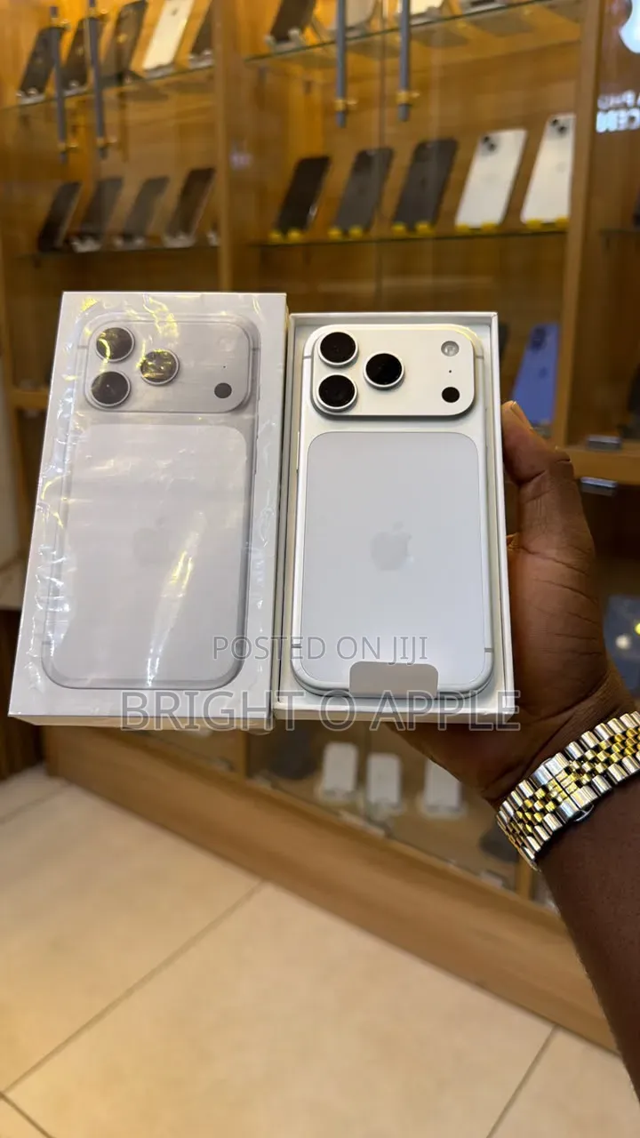 New Apple iPhone 17 Pro 256 GB Silver