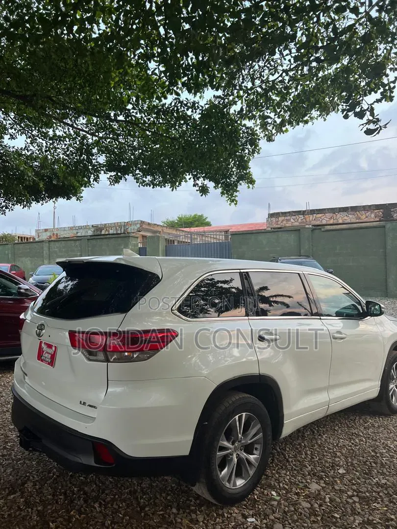 Toyota Highlander 2018 White