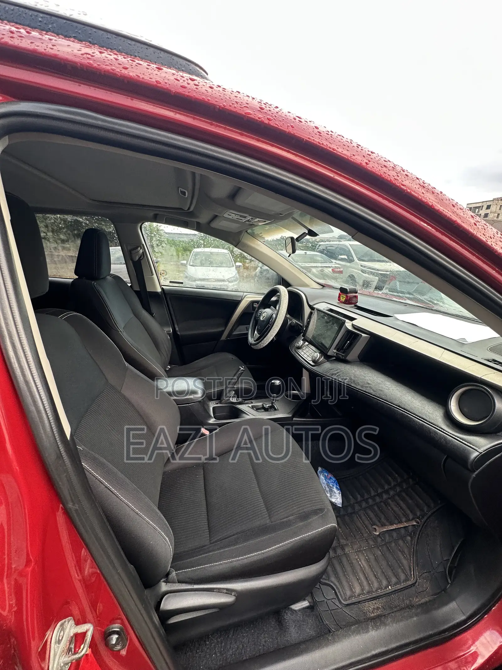 Toyota RAV4 2014 Red