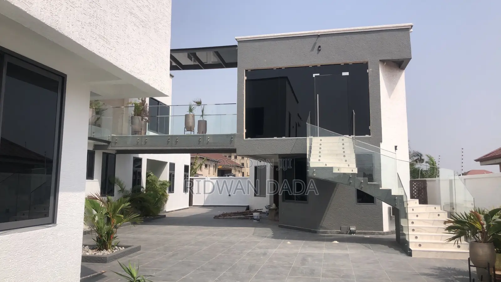 Professional House Painter-Interior/ Exterior Painting Services