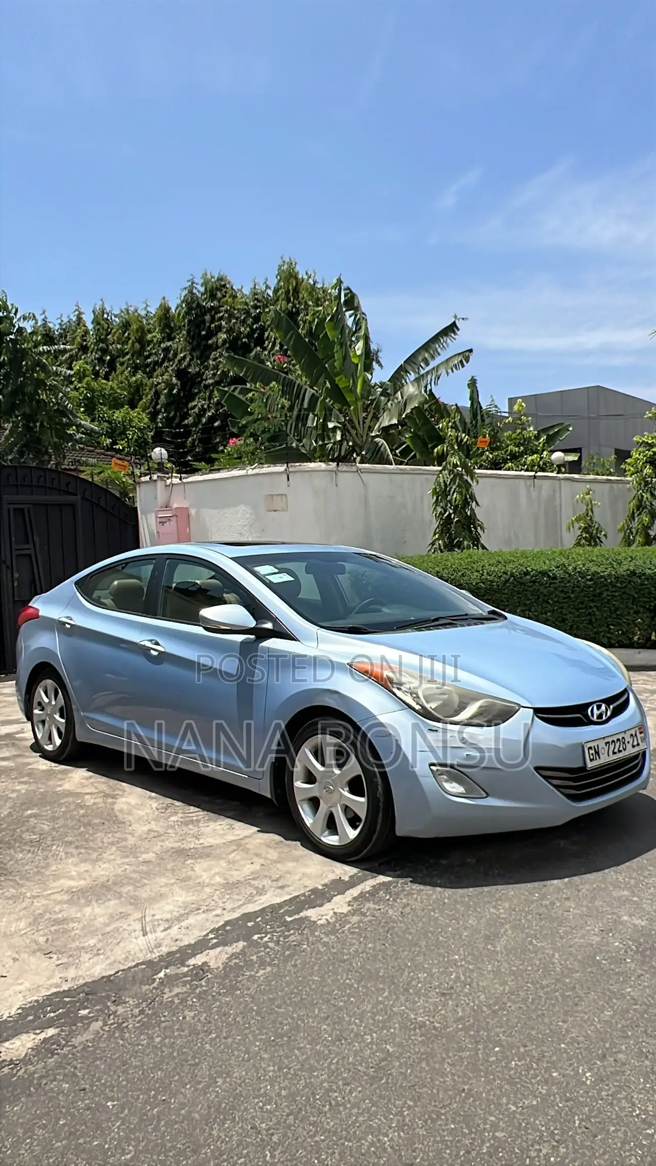 Hyundai Elantra Limited 2012 Blue