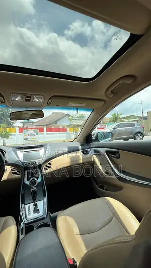 Hyundai Elantra Limited 2012 Blue