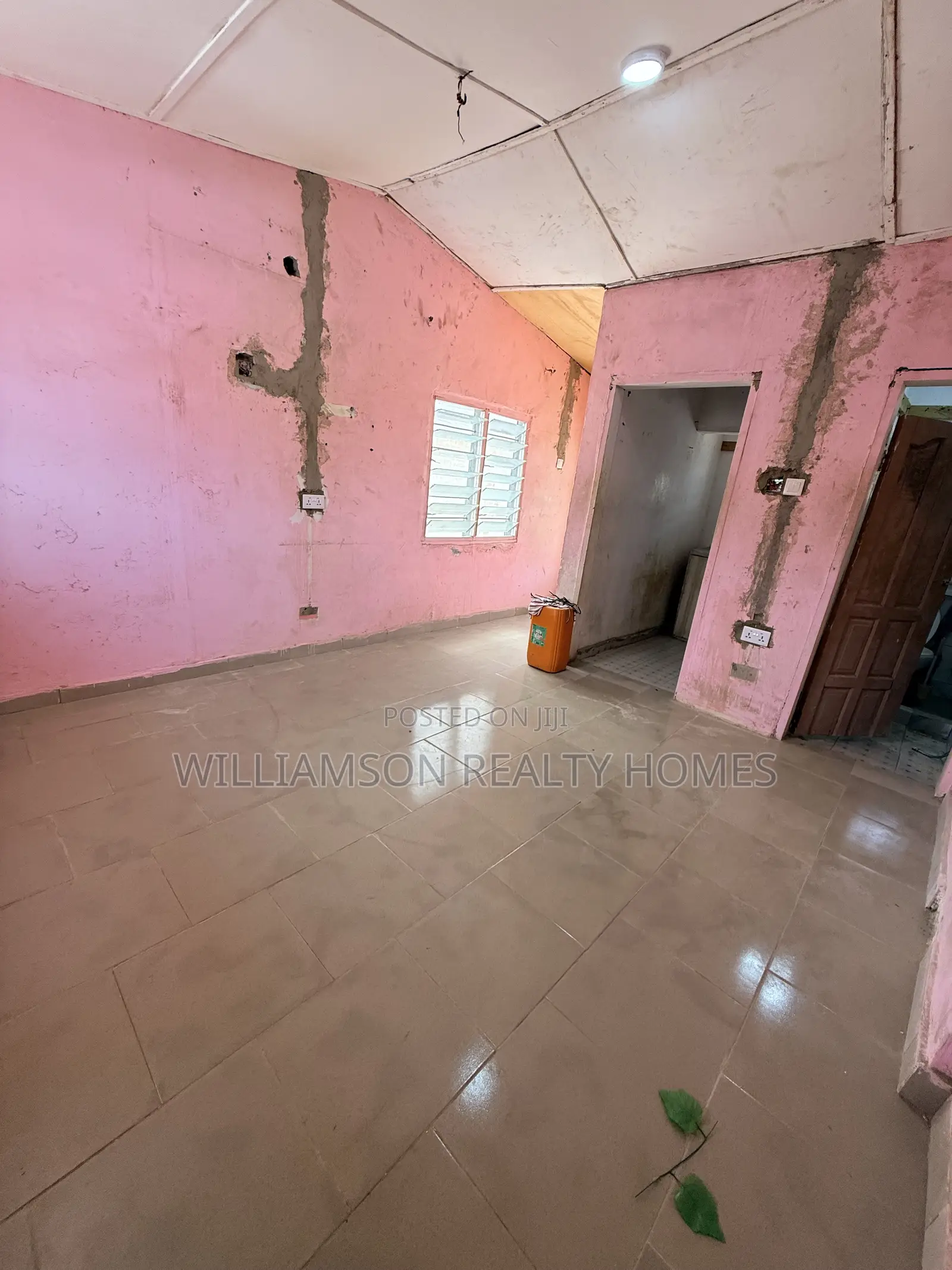 1bdrm Apartment in Community 18 Area, Spintex for rent