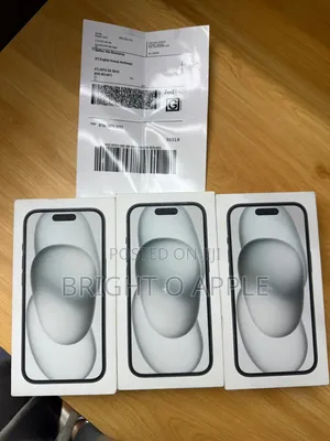New Apple iPhone 15 128 GB White