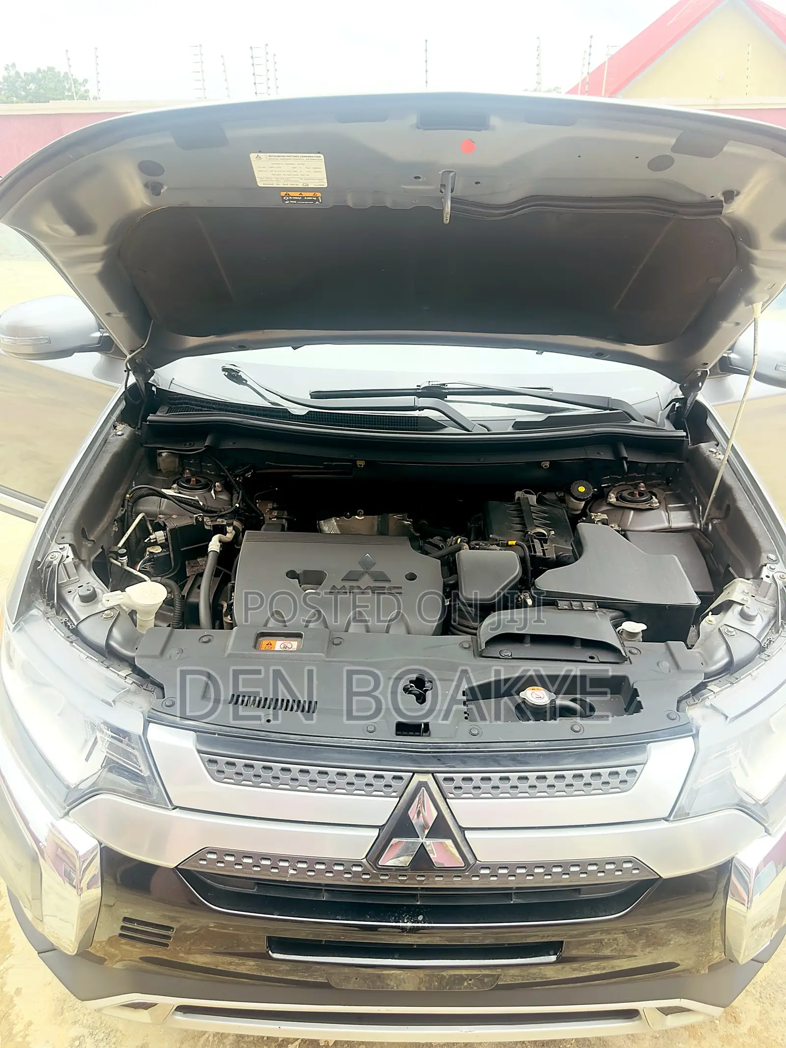 Mitsubishi Outlander SE AWC 2019 Gray