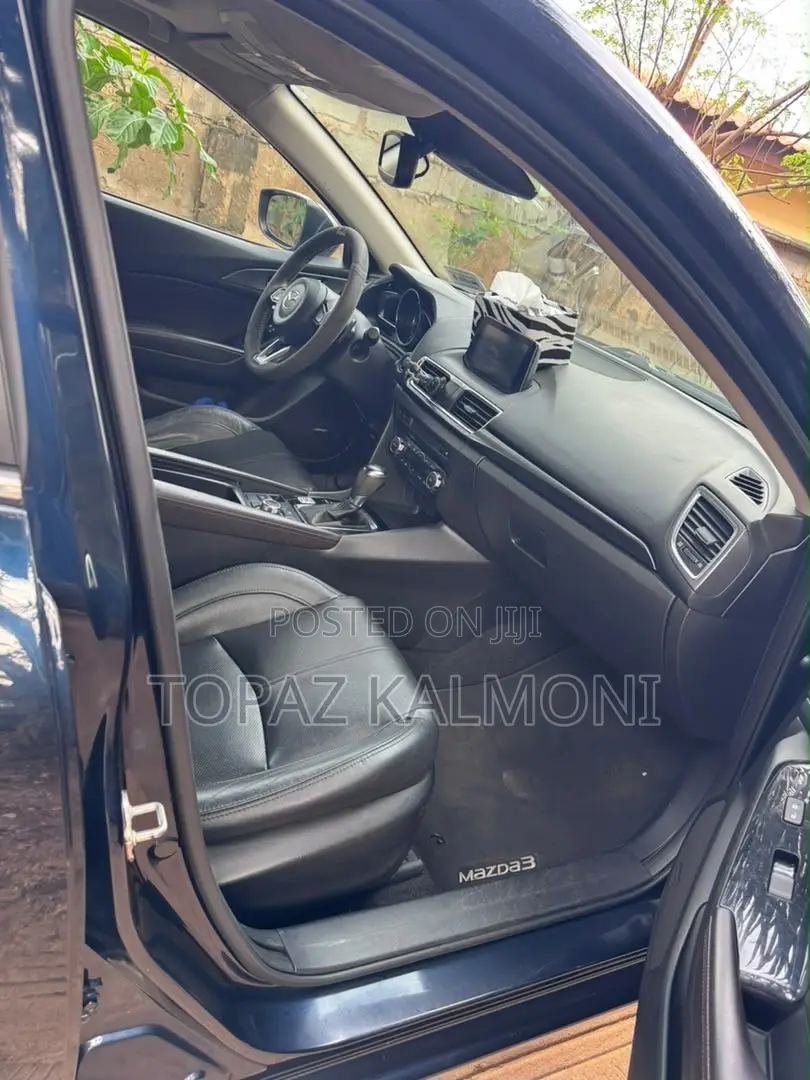 Mazda 3 2017 Blue