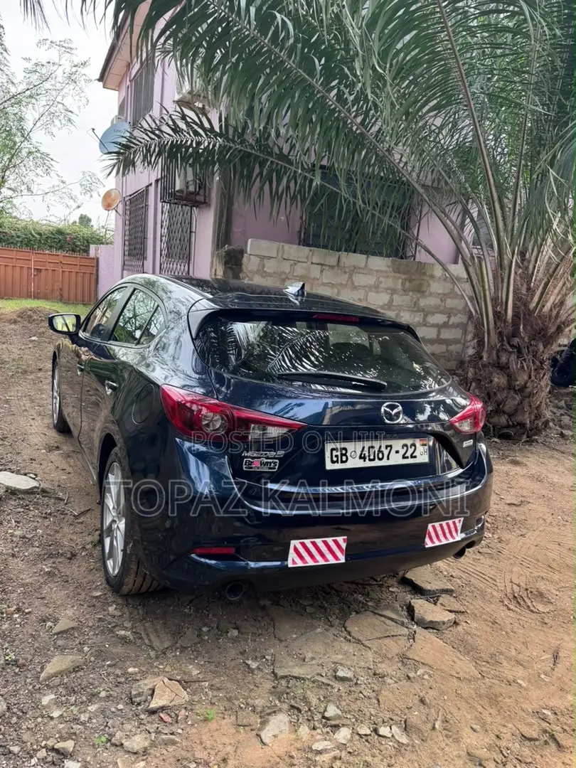 Mazda 3 2017 Blue