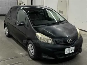 Toyota Vitz 1.0 FWD 5dr 2012 Black