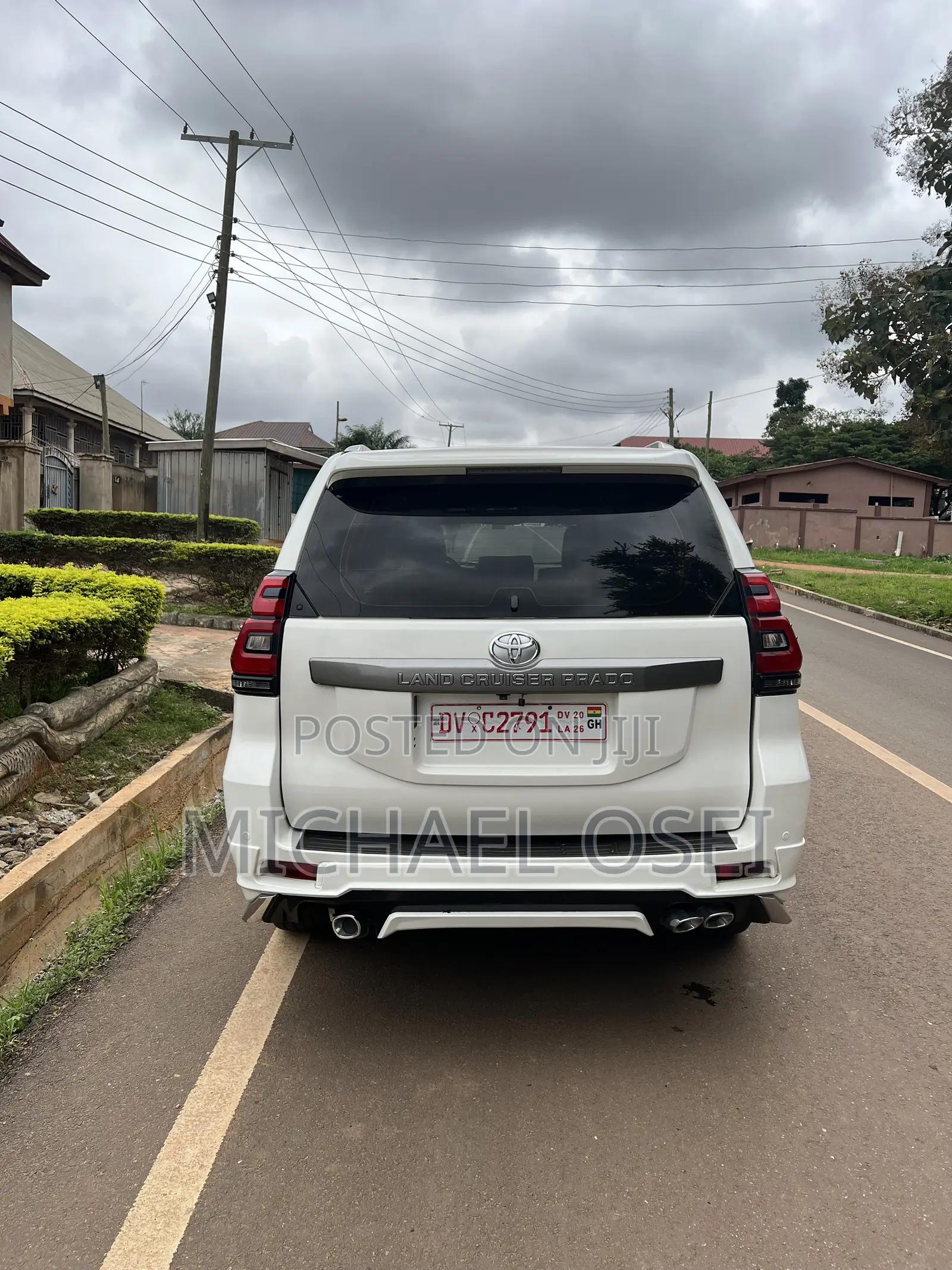 Toyota Land Cruiser Prado 2012 White