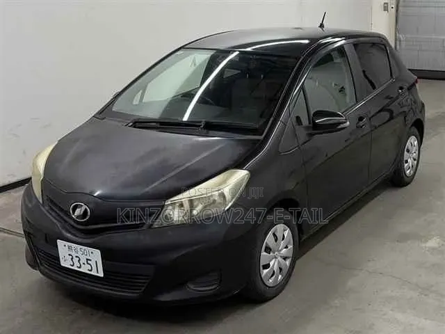 Toyota Vitz 1.0 FWD 5dr 2012 Black