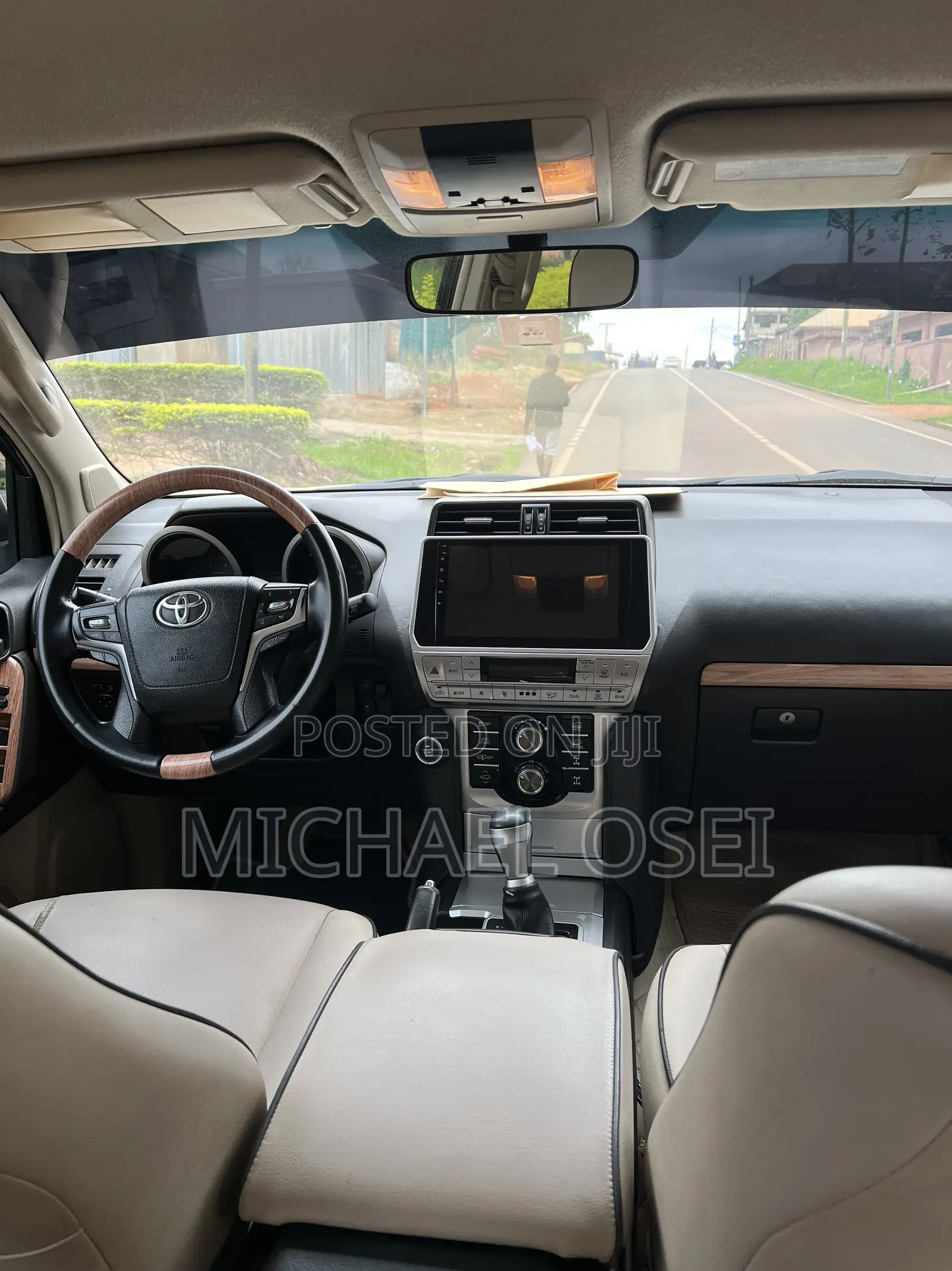 Toyota Land Cruiser Prado 2012 White