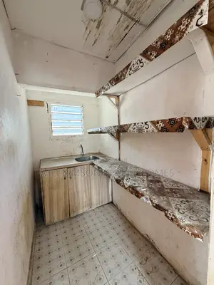 1bdrm Apartment in Community 18 Area, Spintex for rent