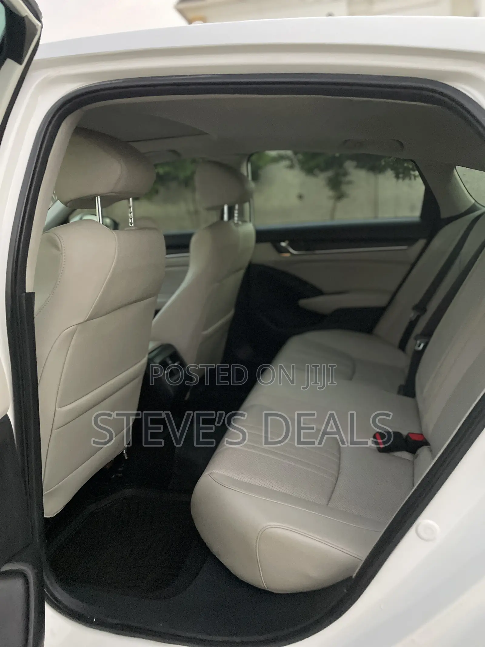 Honda Accord Touring 2.0T 2018 White
