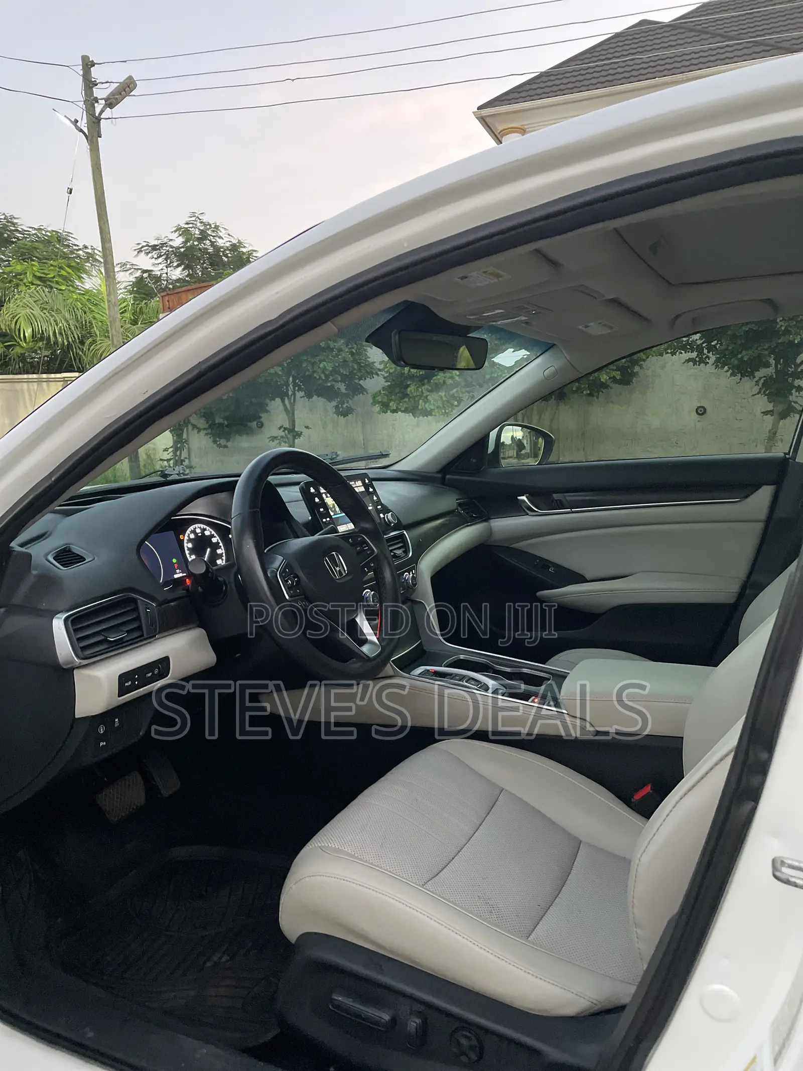 Honda Accord Touring 2.0T 2018 White