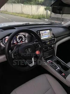 Honda Accord Touring 2.0T 2018 White