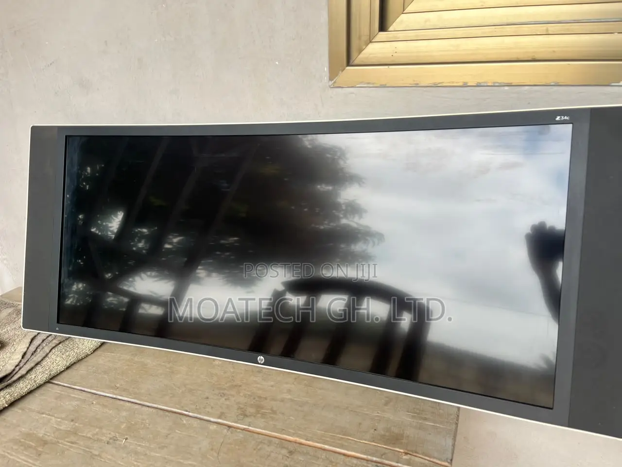 HP Z Display Z34c 34-Inch Ultra Wide Curved Display