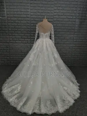 Brand New Never-Worn Luxury Mermaid Wedding Gown