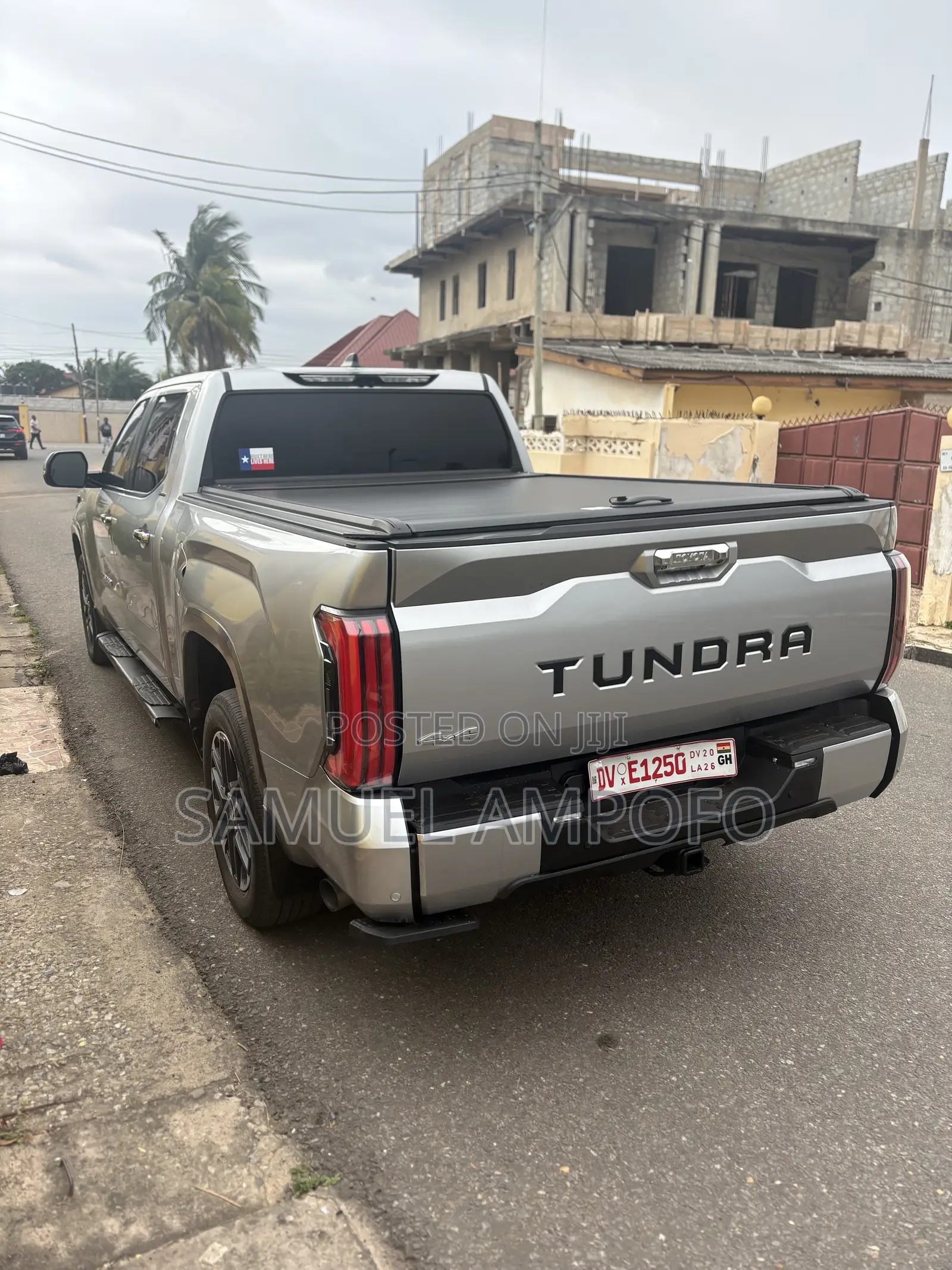Toyota Tundra 2024 Gray