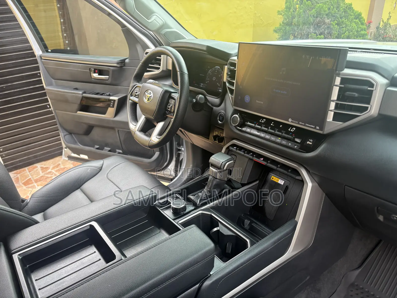 Toyota Tundra 2024 Gray