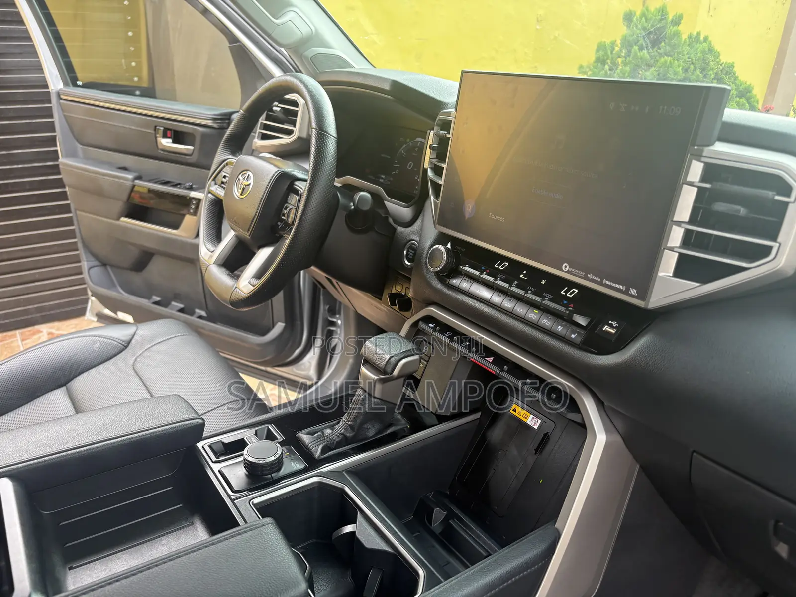 Toyota Tundra 2024 Gray