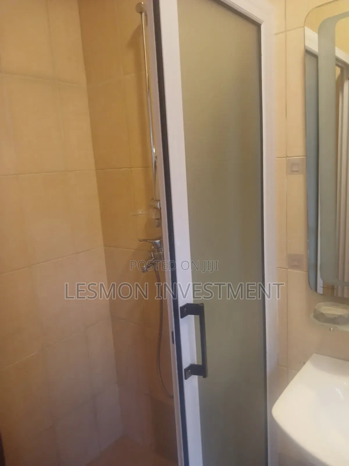 Furnished 2bdrm Apartment in Lesmon Investment, Oxford Street for rent