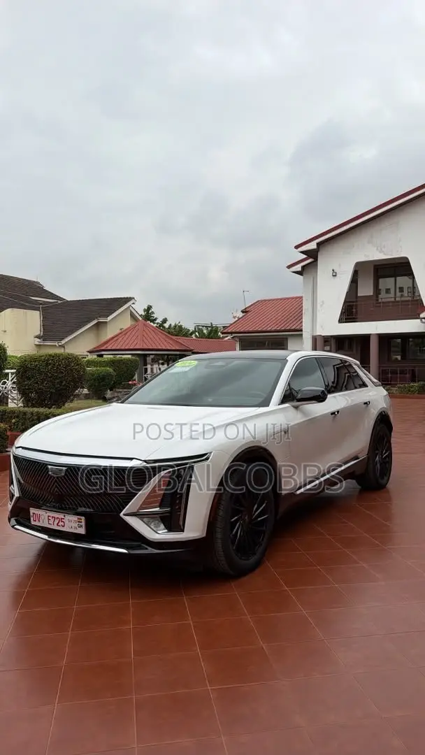 Cadillac Lyriq 2024 White