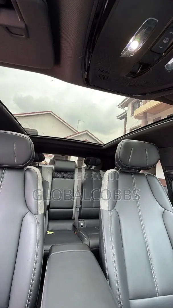 Cadillac Lyriq 2024 White