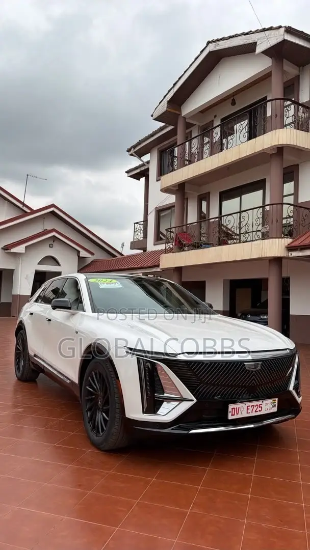 Cadillac Lyriq 2024 White